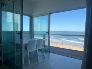 Exclusivo monoambiente frente al mar - Ostende - 8