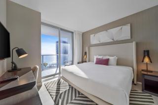 Wake Up To Ocean Views - Stunning 2BDR & 2BA Condo STEPS AWAY FROM THE OCEAN - Hollywood - 9