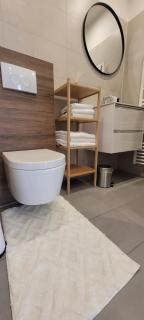 Altbauwohnung mit Charme - selbst Check In - Queensize Bett - 7