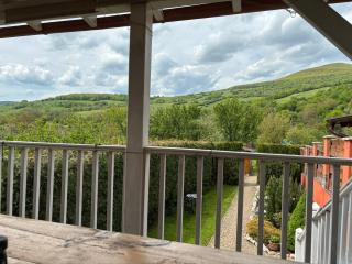 Cottage House - - 4