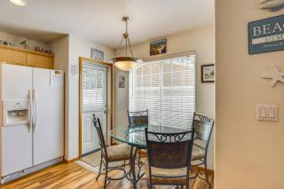 Rockaway Beach Home with Hot Tub Half Mi to Beach! - Rockaway Beach - 5