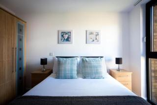 Birmingham City Centre-Chinatown-Business-Leisure - 9
