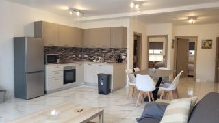 Flat 2 Central Apartment in Swieqi - Is-Swieqi - 9