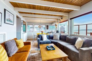 Whidbey Waterfront Happy Place - Langley - 6
