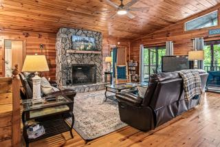 Dogwood Cabin with Dock! - 4