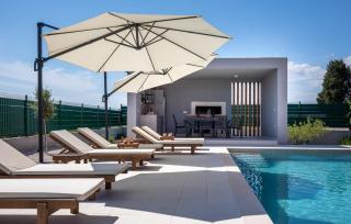 MiaMare Luxury Villa with Pool Surrounded by Nature - Opuzen - 5