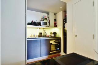 The Budenberg, Spectacular and Modern Apartment near to ALTRINCHAM Town - 6