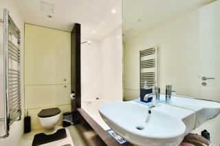 The Budenberg, Spectacular and Modern Apartment near to ALTRINCHAM Town - 5