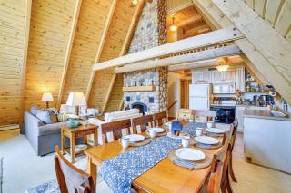 Upper Peninsula Lakefront A-Frame Cabin with Dock - 6