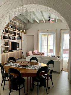 Exclusiva casa con terraza - Seville - 4