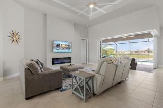 BRAND NEW! Gulf Access, Heated Saltwater Pool - Papa - Cape Coral - 5
