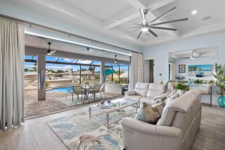 STUNNING, Gulf Access, Breath taking Views, Heated Pool and Spa - Sunlight Landing - Roelens - Cape Coral - 3