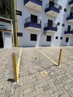 Apartamento kitnet 4 quadras Praia das Toninhas Ubatuba com 2 piscinas para até 4 pessoas - 1