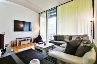 The Budenberg, Spectacular and Modern Apartment near to ALTRINCHAM Town - 1