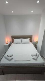 Tsikas Rooms 1 - - 2