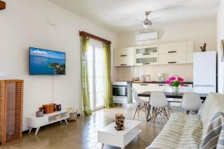 Lake House - Halikounas - 4