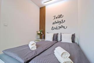 The Peony Apartment in Smichov, Prague 5 - Prague - 9
