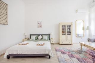 A touch of Provence and pastels in the centre - Budapest - 1