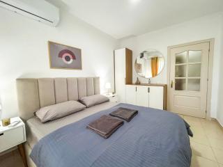 Apartment 741 - Golem - 8