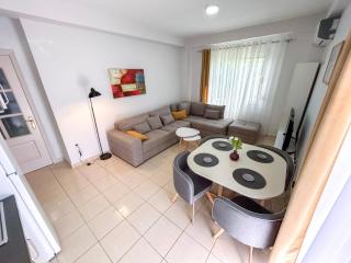 Apartment 741 - Golem - 6