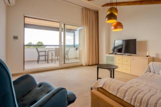 Apartment Hrabrić - Njivice - 2
