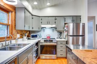 Modern Cabin in Lake Placid with Mountain Views! - Lake Placid - 3