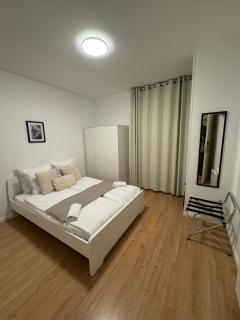 ETOILES DE MANTES - 8