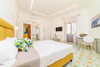 Sara luxury rooms - Meta - 8