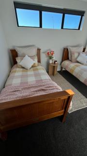 Luxury 2 Bedroom by St James Park - 6