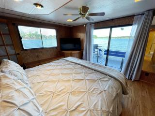 Palmetto Paradise Houseboat - 2