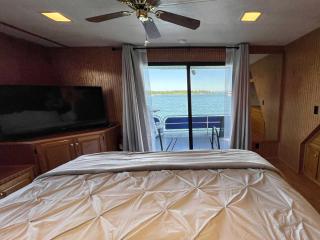 Palmetto Paradise Houseboat - Seneca - 1