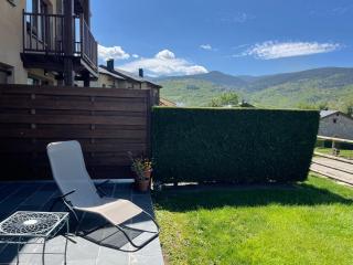 Apartamento renovado con jardín privado, piscina, parking ,wifi ideal familias - 6
