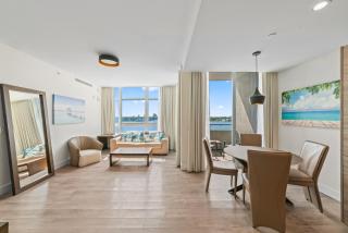 Experience the Best of Costa Hollywood - Charming and Cozy Condo with Rooftop Pool and Hot Tub - Hollywood - 8