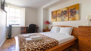 Magnificent Downtown Apartment by Unique Hosts - Porto - 4
