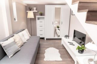 Bakáts Square Premium Apartment with AC - Budapest - 8