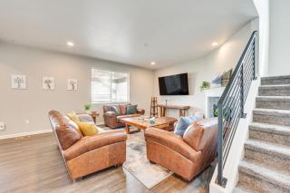 Berthoud Home with Fire Pit, Close to Lake Loveland! - 7