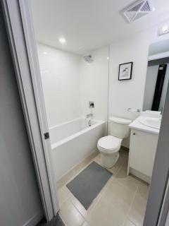 2 Bright Bedroom House at Stouffville - Stouffville - 6