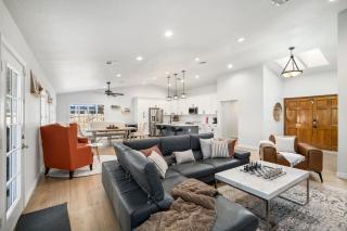 Luxury Living, Private Pool, BBQ & Prime Location - Scottsdale - 5