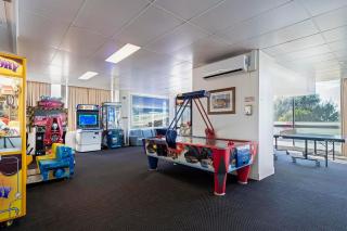 Boho Oceanview Apartment - 2