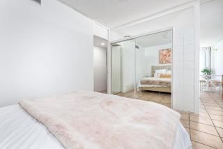 Boho Oceanview Apartment - Gold Coast - 1
