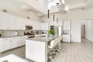 Pet-Friendly Rio Rancho Home with Fire Pit - Río Rancho - 3