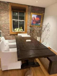 Tribecca Modern Brickwal 3BR 2BA - 5