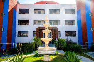 Confort Ejecutivo Suites Lindavista - Monterrey - 0