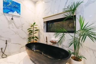 Villa Surya - Luxurious 2BR Private Villa in Quiet Area of Canggu - 4