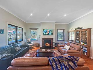 Bernstein Estate - Bellbird - 8