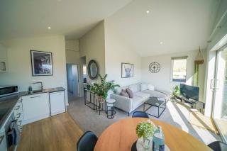 Entire private elevated 1 bedroom apartment mountain views - Queenstown - 7