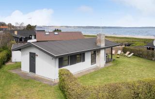 Awesome Home In Børkop - Børkop - 0