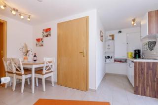 Fewo Kalle für 2 Personen und Terrasse - Kühlungsborn - 8
