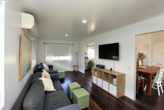 13 Zunker Street Burnett Heads - 3