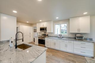 Oak Harbor Vacation Rental - 9